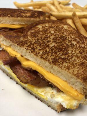 Bacon egg & cheese sandwich