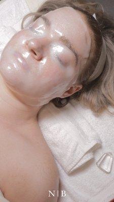 Diamond Glow Boost Hydrojelly Mask with your included with your facial