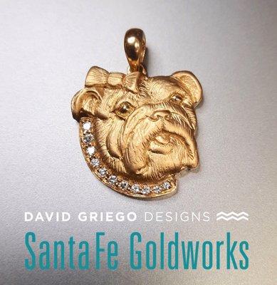 18K Bulldog Pendant with Diamond Collar