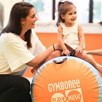 Gymboree Play & Music, Nona