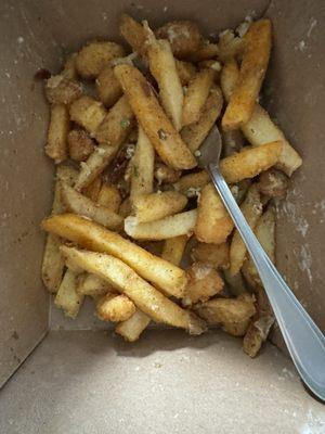 "Poutine" but somehow had almost no gravy.