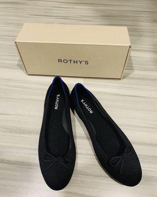 Finally went with this pair of black classic flats!