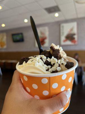 Tutti Frutti Frozen Yogurt