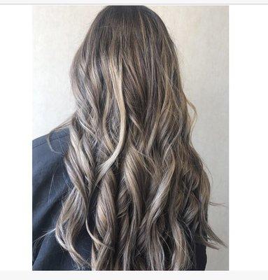 Dimensional blonde Balyage done by Stephanie Rios