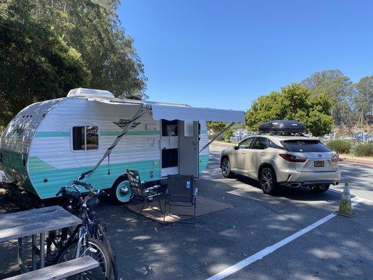 Lexus and trailer in Santa Cruz, 7/2020.