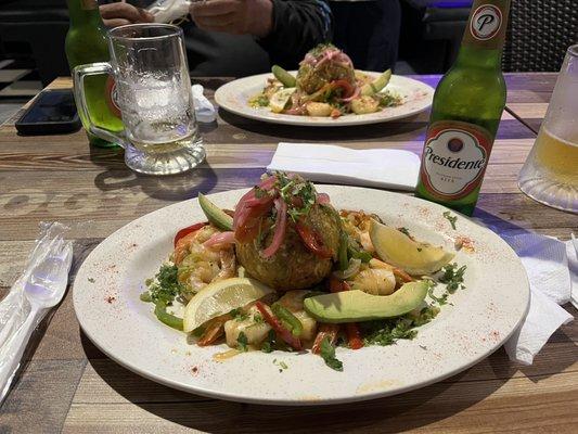 Mofongo con camarones- mofongo with shrimps. Amazing!