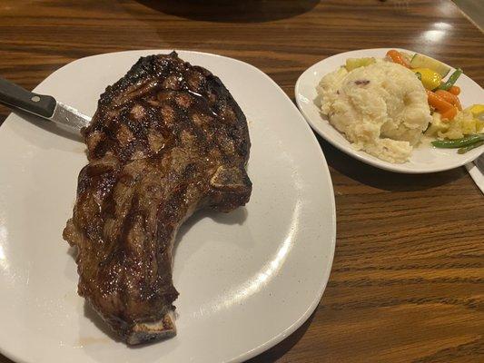 Rib-eye, mashed with gravy(yes no gravy here) and veg