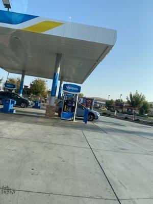 Valero at Rogers Rd and Speno Dr