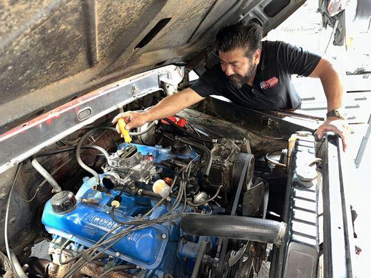 Replacing a carburetor on a 1969 ford ranger