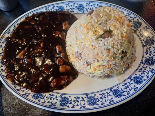 Beef fried rice with Jjajang sauce