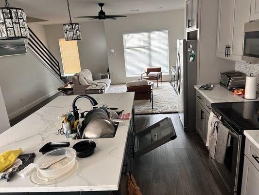 AirBnB Kitchen (Before)