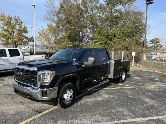 Full Truck Wash on the service body! We got packages for our business clients !