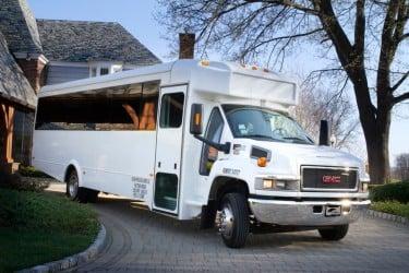 Moonlight Limo & Party Bus