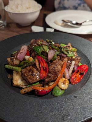 Wok fried marbled beef - a bit bland