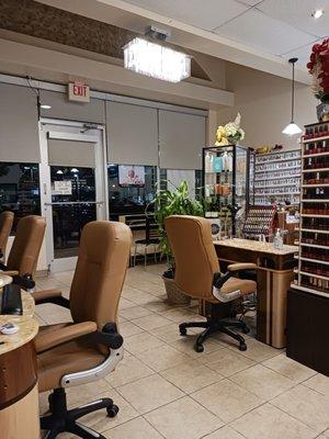 KT Nail Salon