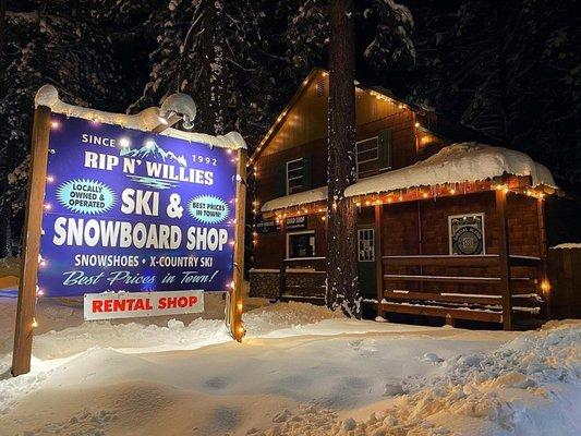 Rip N Willies Ski & Snowboard Shop