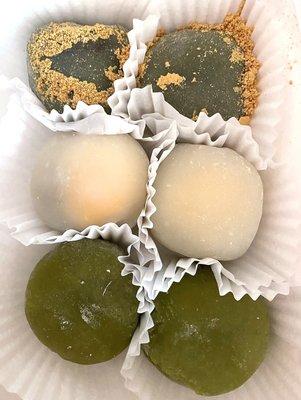 Match Red Bean and Mango Red Bean Mochi's