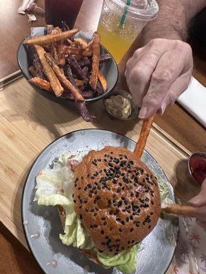 Mexican Burger and Sweet Potato Fries with Passion Fruit Drink