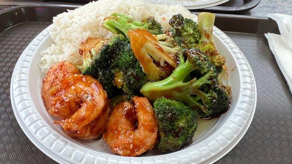 18. Shrimp with Broccoli Combo Plate