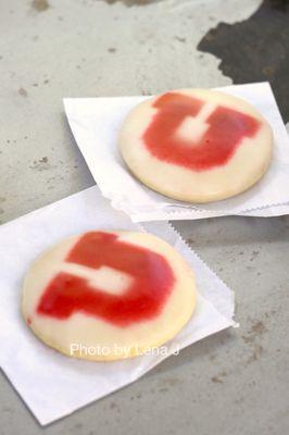 U of U frosted cookies