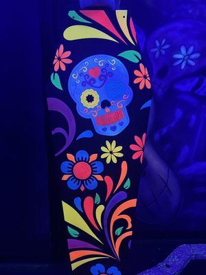 el Día de los Muertos coffin