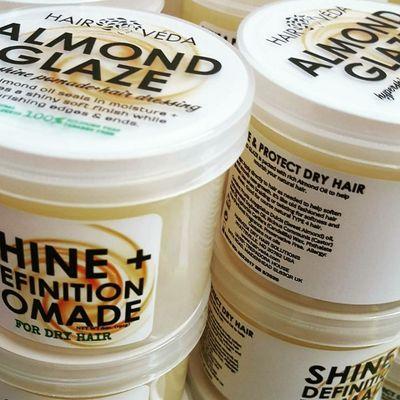 Hairvada Almond Glaze pomade