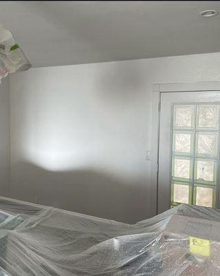 3 bedroom home interior paint project  6/10