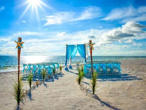 Florida beach wedding day dreams come true