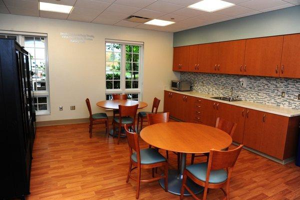 Family Cafe at Hospice of Cincinnati Margret J. Thomas Inpatient Care Center in Blue Ash