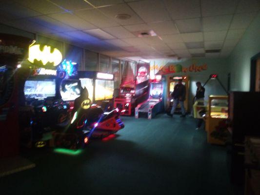 Valley lanes Harrisburg va arcade is amazing!!! Always have lots of fun here!!!!!