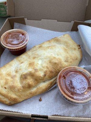 Deluxe Calzone