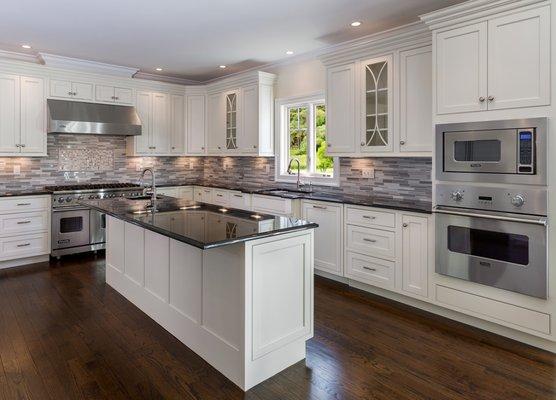 Custom Kitchen cabinetry