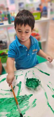 He loves creating and exploring the arts @Kinovu!