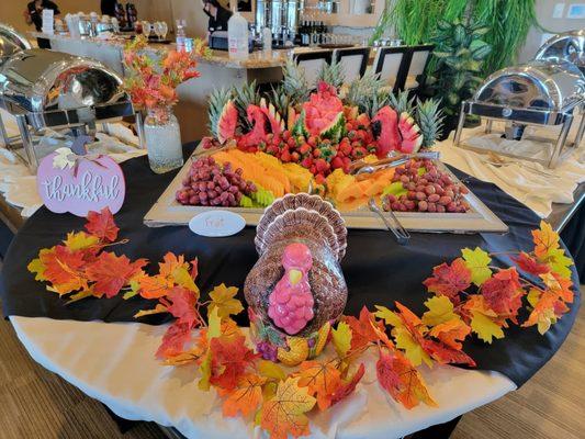 Thanksgiving buffet- celebrate the holidays with our team