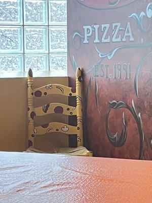 Pizza chair.