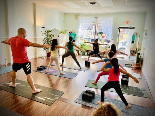 FAMILY YOGA!