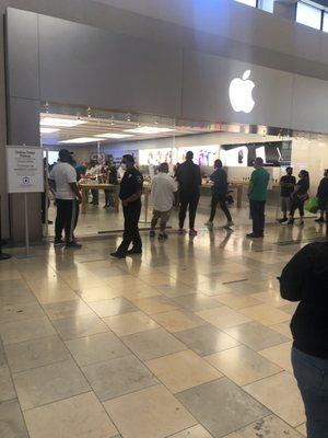 Long waits in the middle of the mall. Save yourself frustrated and time.  Your appointment means nothing.