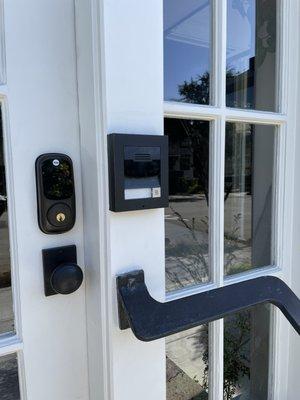 Control4 video door bell and smart lock. A perfect combo for any access control project