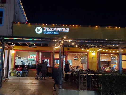 Flippers Pizzeria at Old Town in Kissimmee