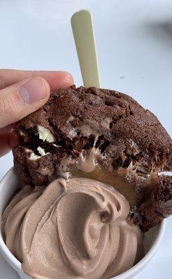 Soft Serve + Cookie