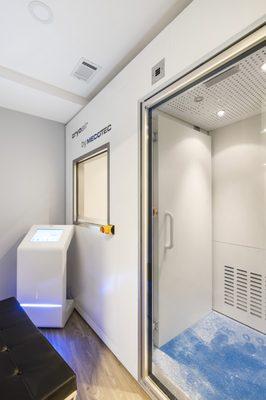 Nitrogen-Free Whole Body Cryochamber