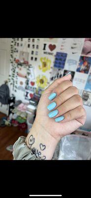 nails