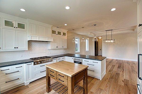 Los Angeles Remodeling General Contractor & Home Builder Specializing in Room Additions, Kitchen and Bathroom Renovations