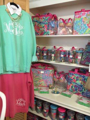 Lilly Pulitzer oh and vinyl letters