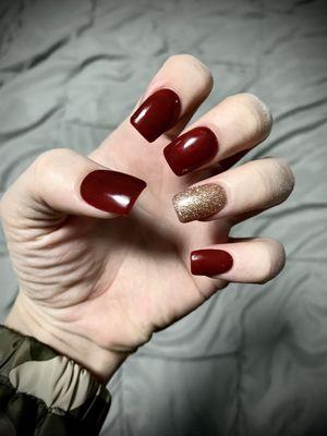 Simple set for the holidays.