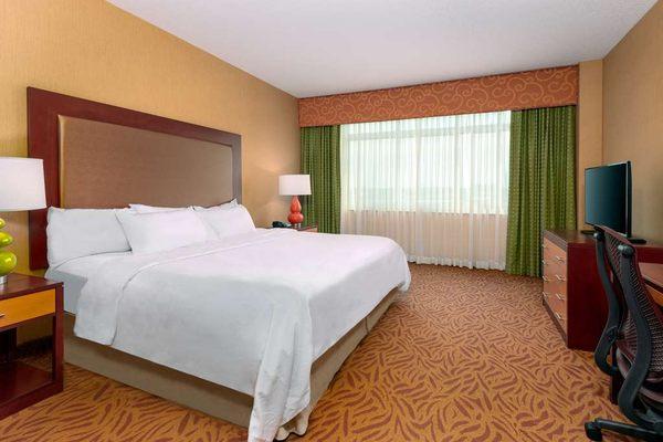 Embassy Suites by Hilton Omaha La Vista Hotel & Conference Center