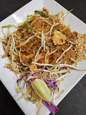 Pad Thai, Chickne, Dinner Portion. A Gluten Free Option. Come join us for great Thai Food at Kennesaw Thai Cuisine!