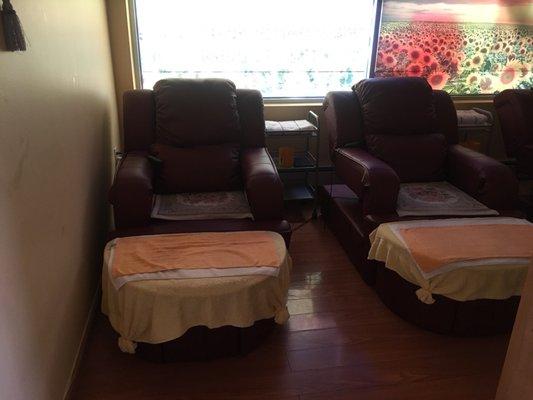 Foot massage room