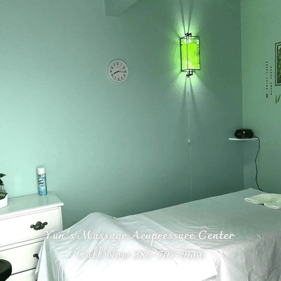 Welcome to Yun's Massage Acupressure Center