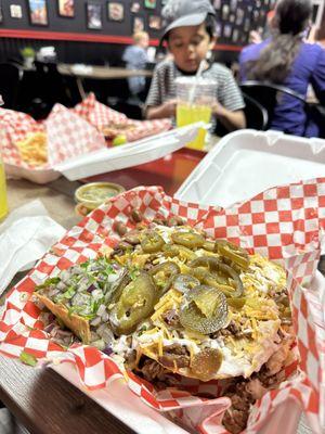 Carne asada nachos